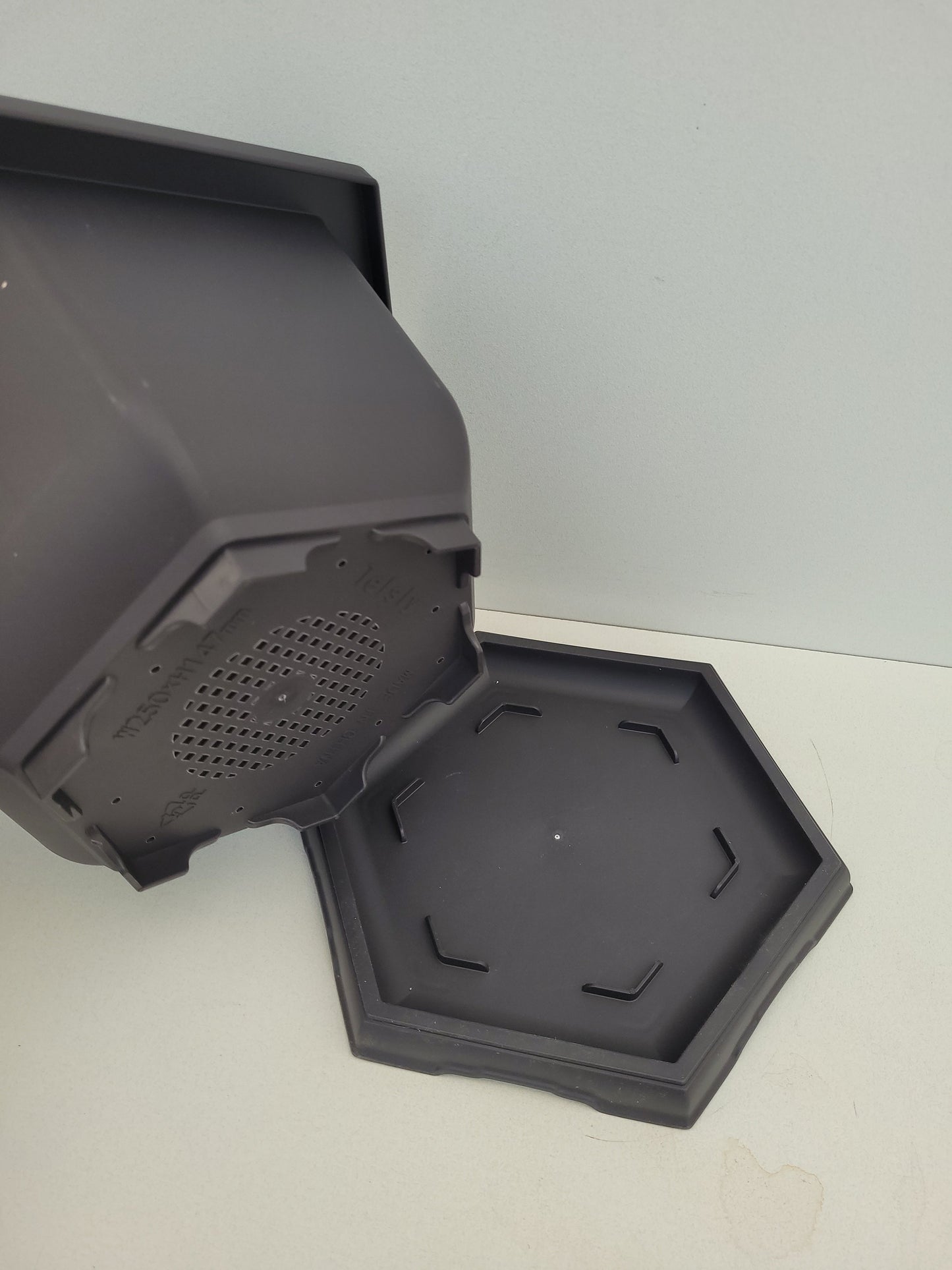 Bilde av Bonsaipotte i plast sekskantet stor-Spanne Plantesalg