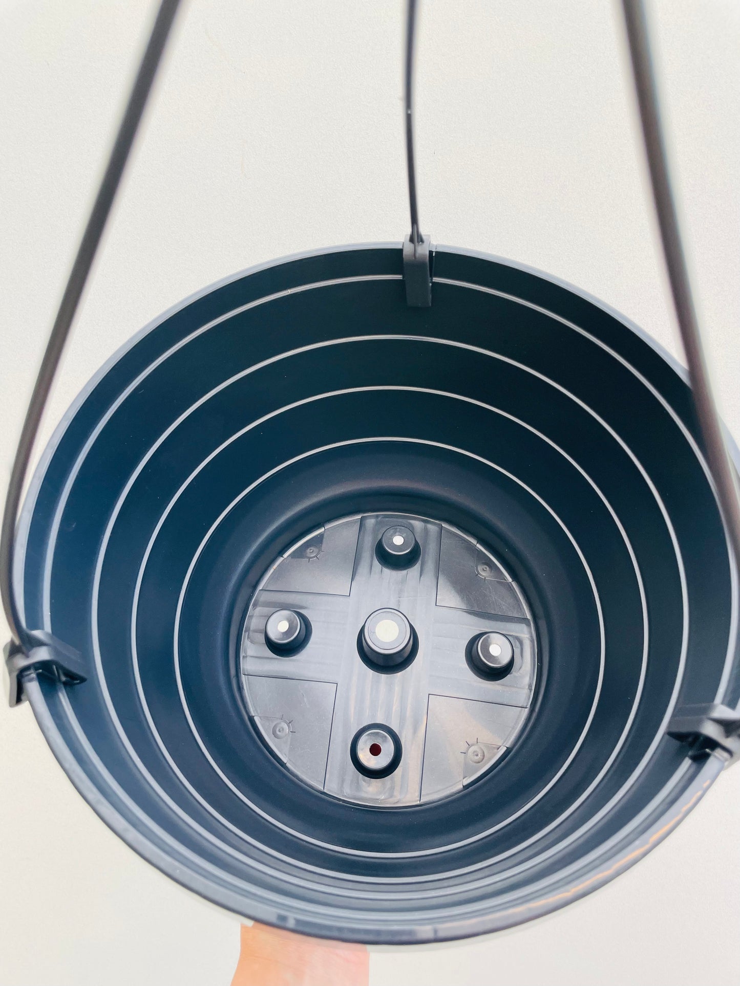 Bilde av Ampel plastpotte grå 27 cm-Spanne Plantesalg