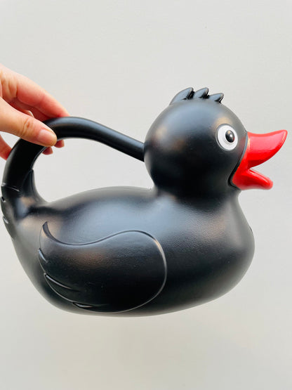 Bilde av VANNKANNE DUCK-Spanne Plantesalg