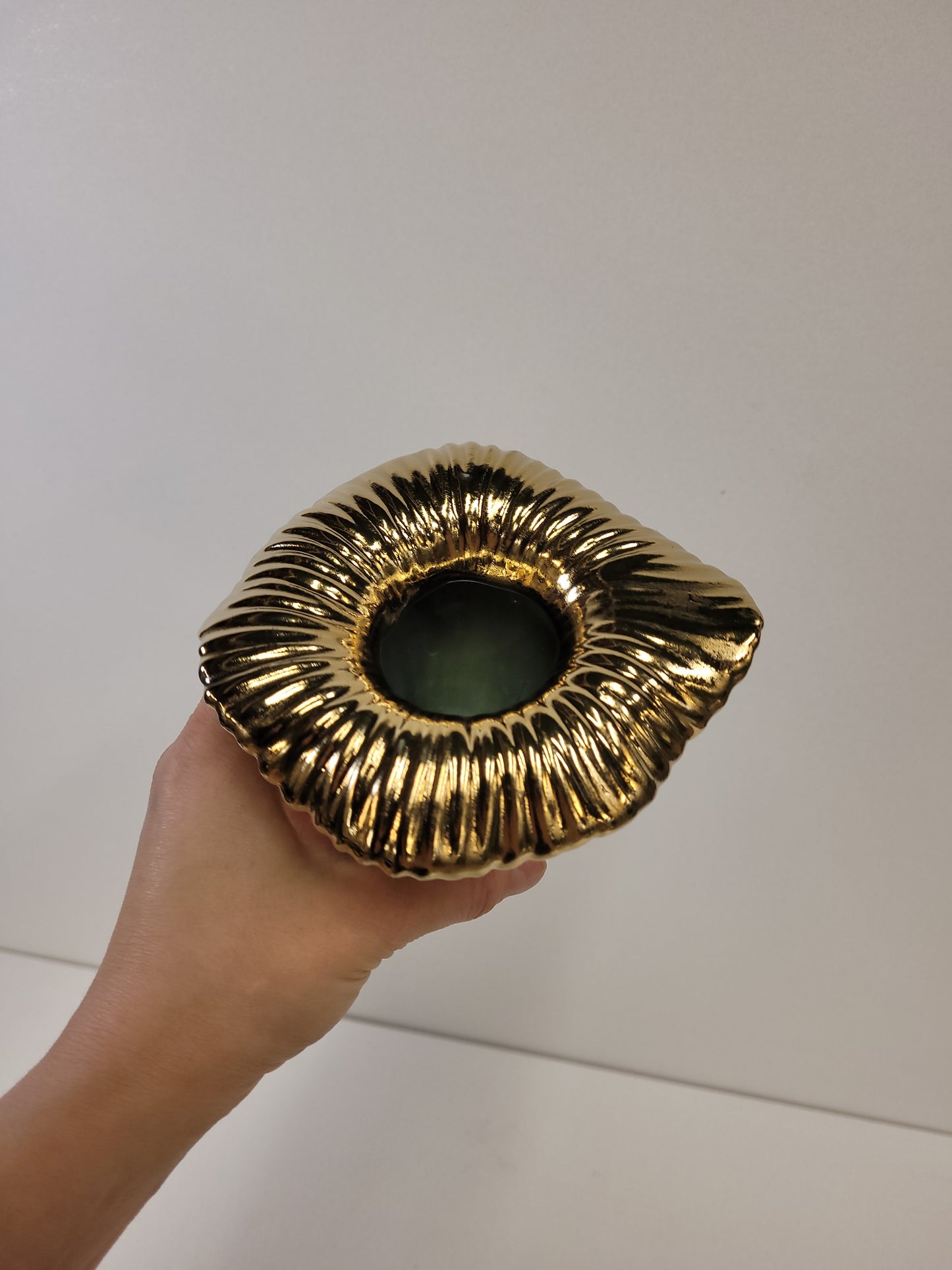 Vase 'Arum'  gylden